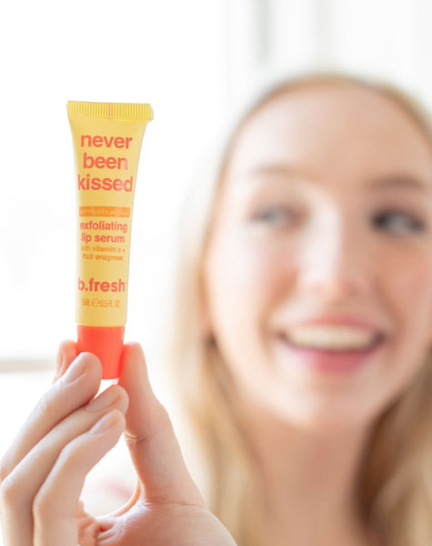 never been kissed peelendes lippenserum