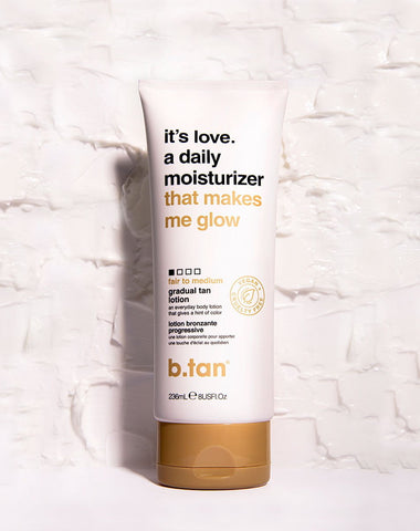 it's love. a daily moisturiser that makes me glow graduelle selbstbräunungslotion